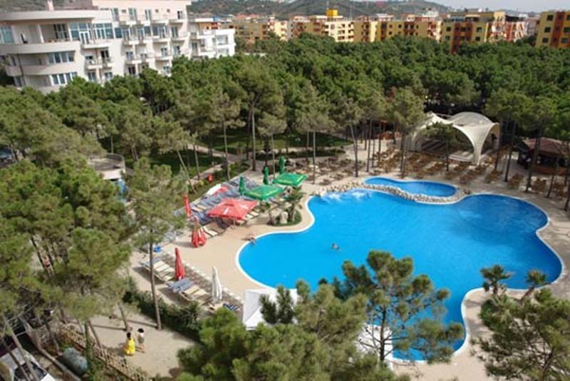 Hotel Dolce Kryemëdhej