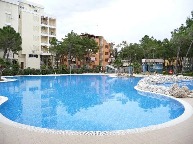 Dolce Hotel Kryemëdhej