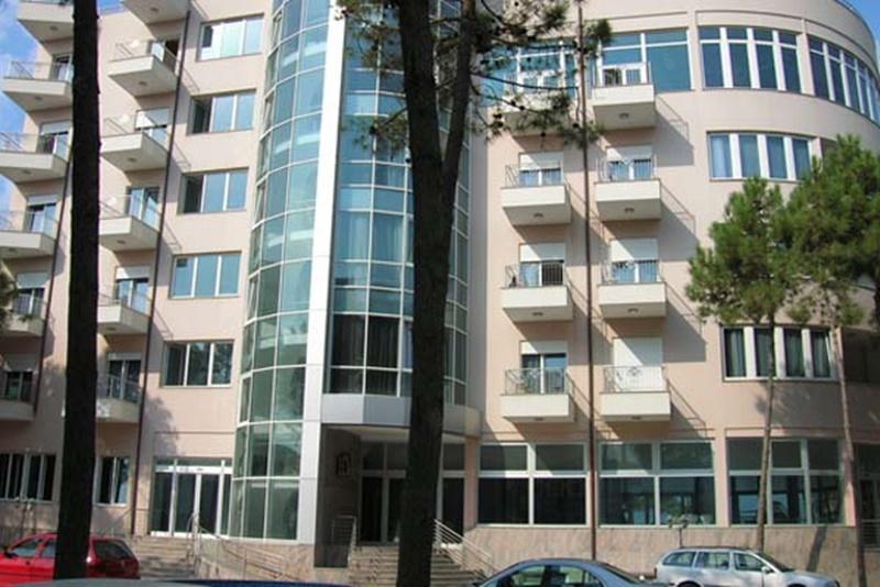 Dolce Hotel 4*