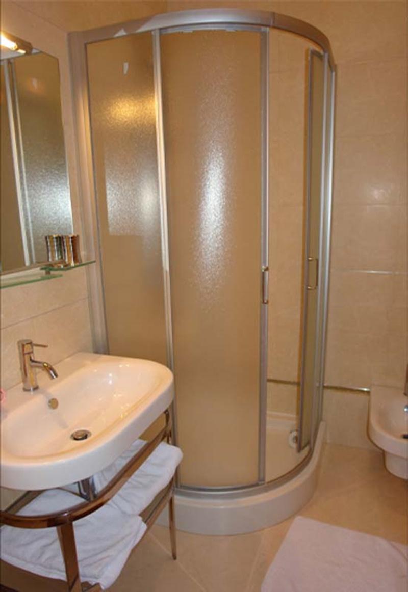 Dolce Hotel Kryemëdhej