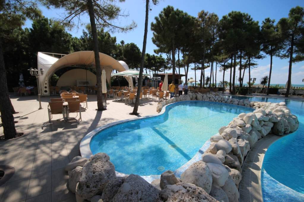 Hotel Dolce Kryemedhej